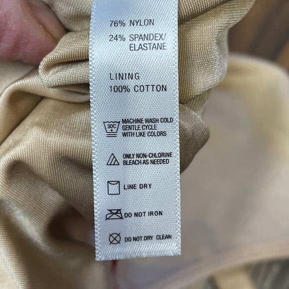 SPANX Thinstincts Open-Bust Mid-Thigh Bodysuit Soft Nude Size S - Picture 9 of 9